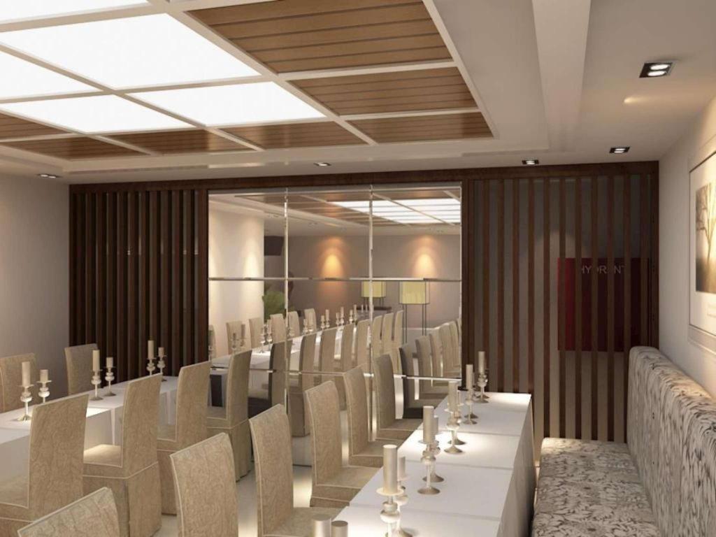 Bella Hotel Surabaya Kültér fotó