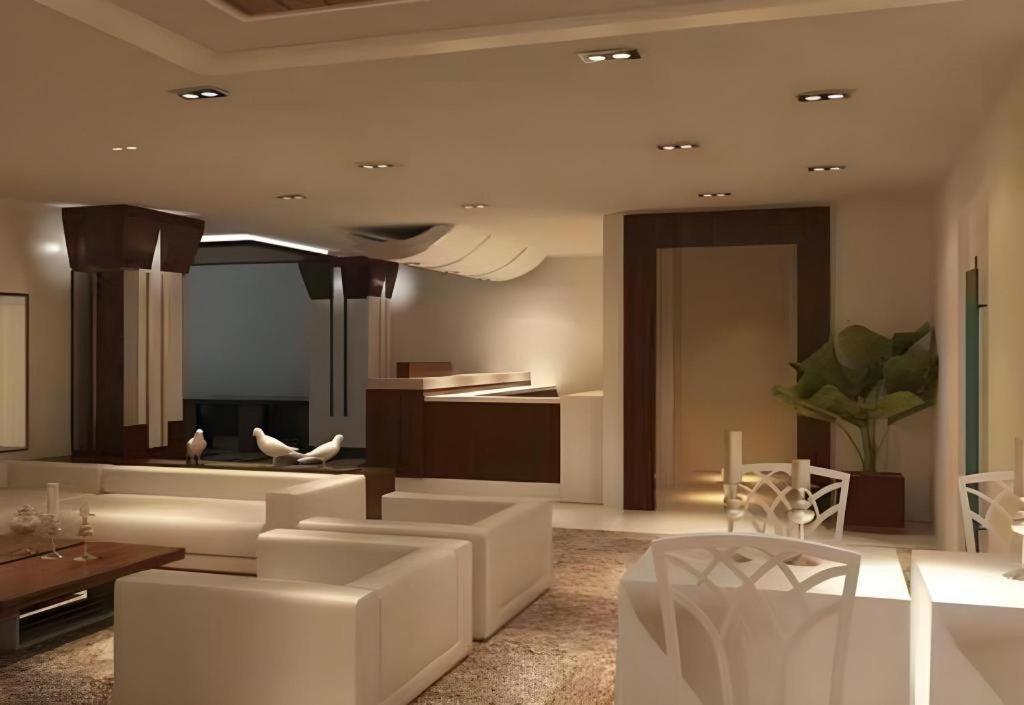 Bella Hotel Surabaya Kültér fotó